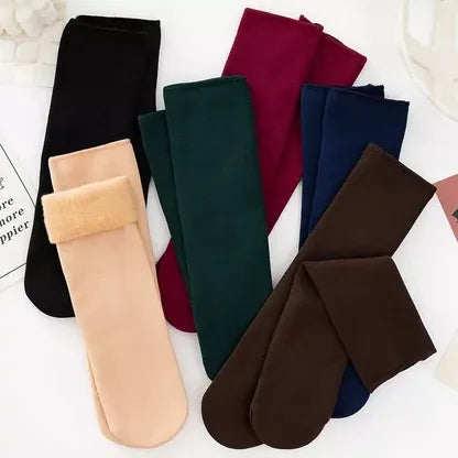 12 pares de calcetines térmicos de microfibra que abriga y repele el frío extremo
